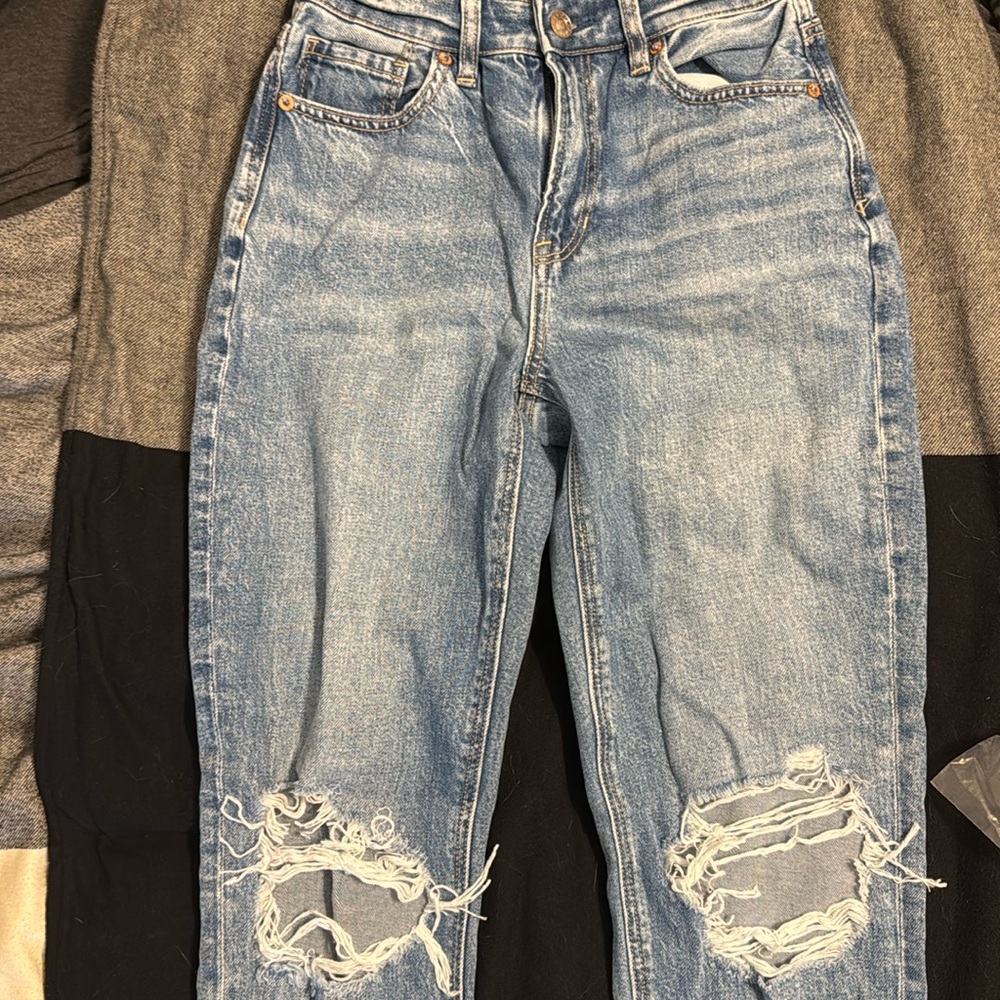 American Eagle Outfitters High Rise Mom Jeans Ripped Jeans - Light Blue